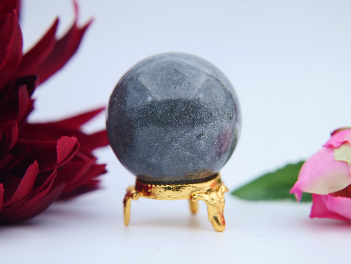 Grey Aventurine Sphere – 49 mm / 155 g