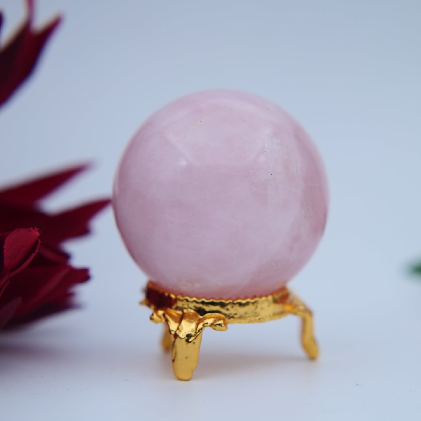 Rose Quartz Sphere – 45 mm / 127 g