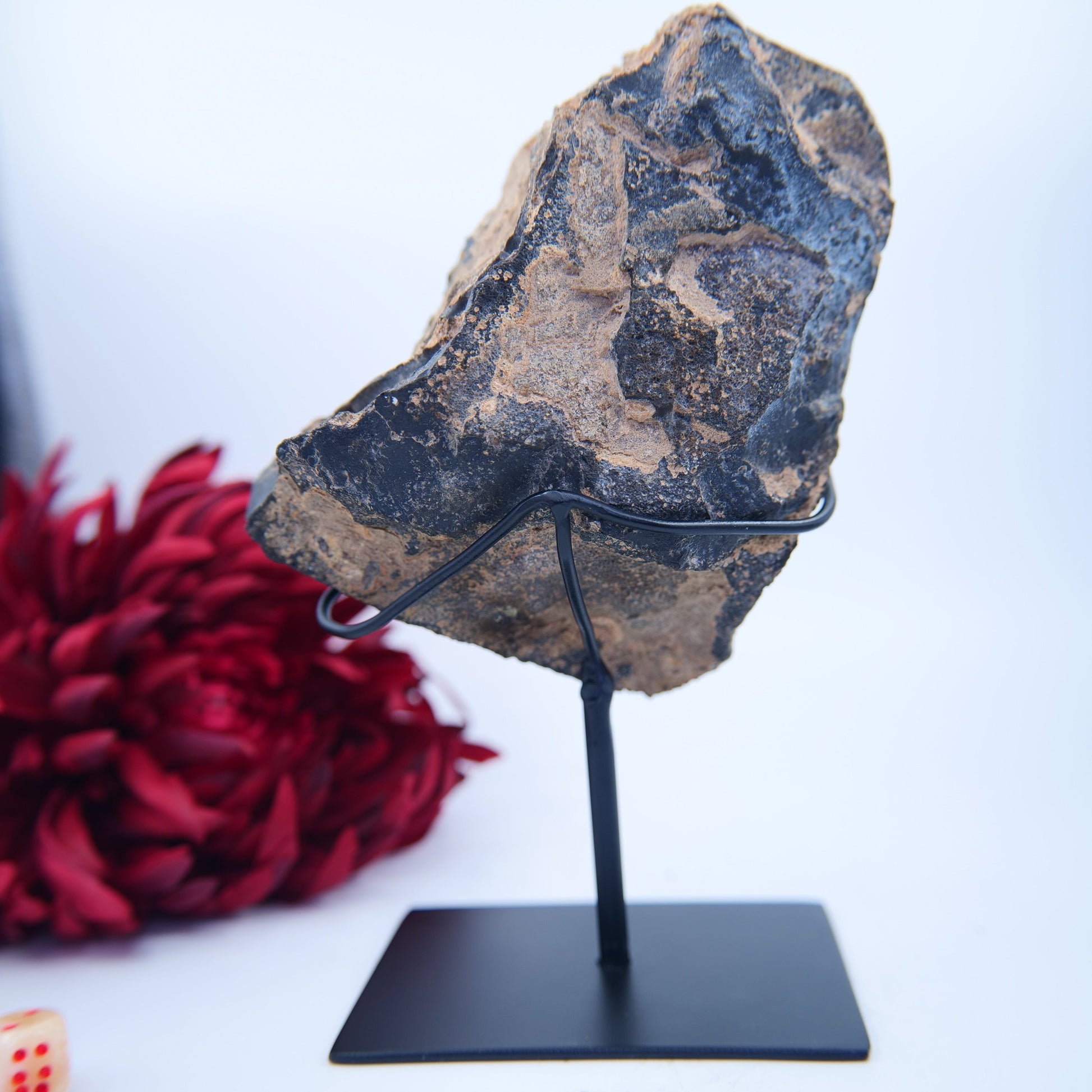 Agate Geode Brazil 1031 g on stand. - Positive Faith Hope Love