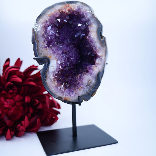 Agate Geode Brazil 1141 grams - Positive Faith Hope Love