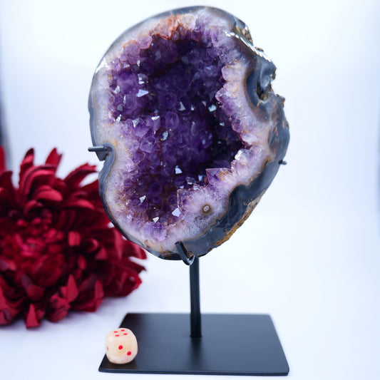 Agate Geode Brazil 1141 grams - Positive Faith Hope Love