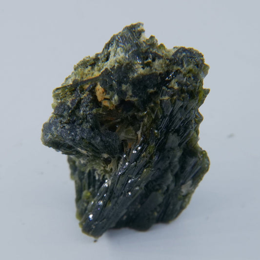 Epidote Specimen Pakistan Grade A 14g - Positive Faith Hope Love