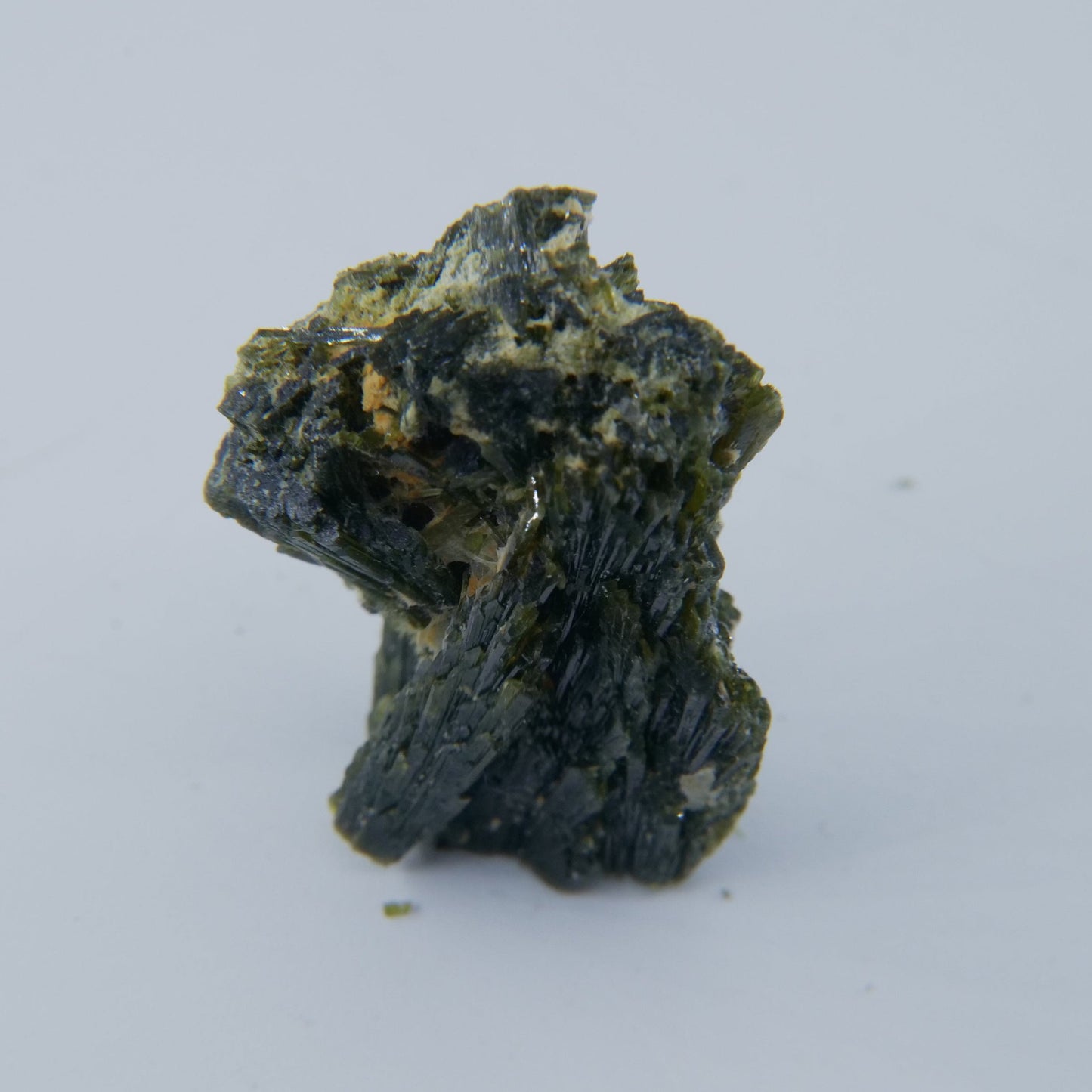 Epidote Specimen Pakistan Grade A 14g - Positive Faith Hope Love