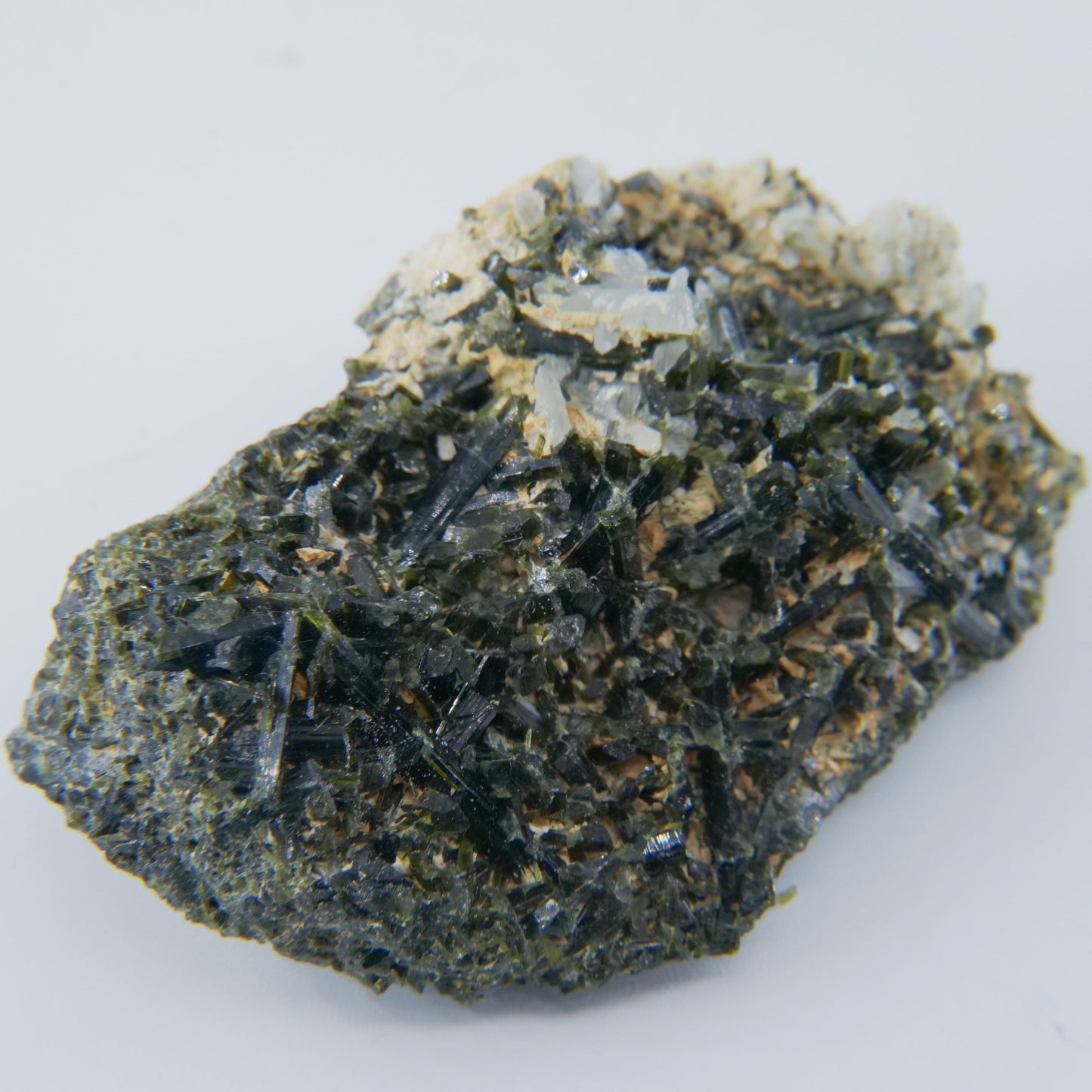 Epidote Specimen Pakistan Grade A 75g - Positive Faith Hope Love