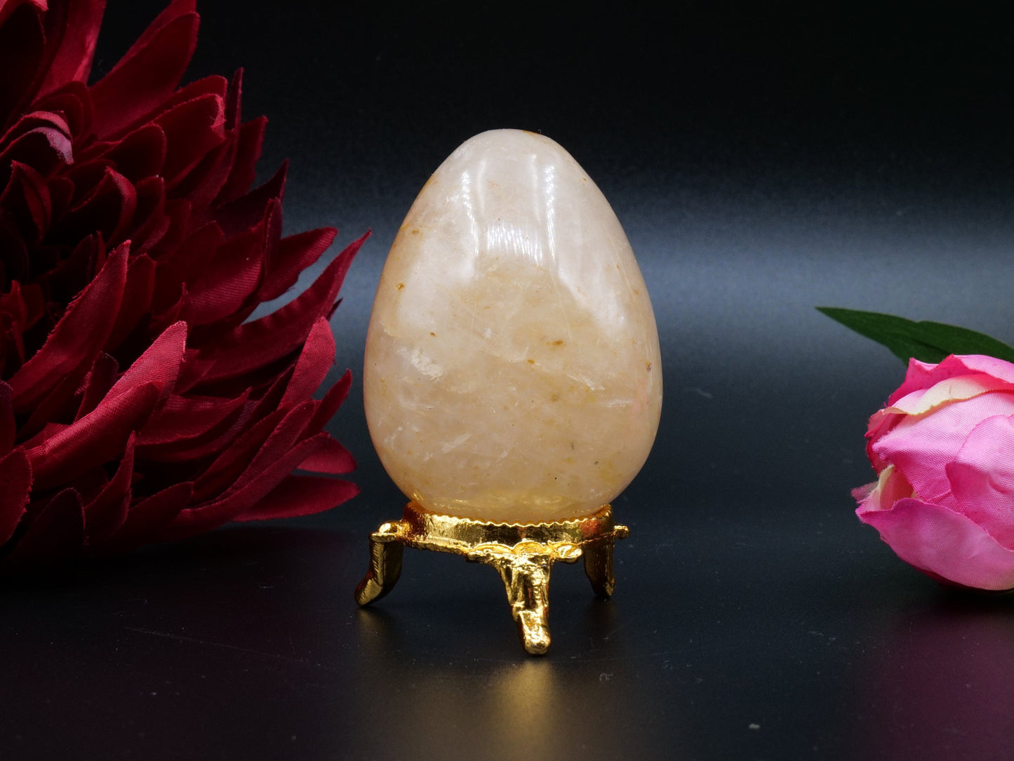 Golden Quartz Egg — 157 g (60×45 mm) - Positive Faith Hope Love