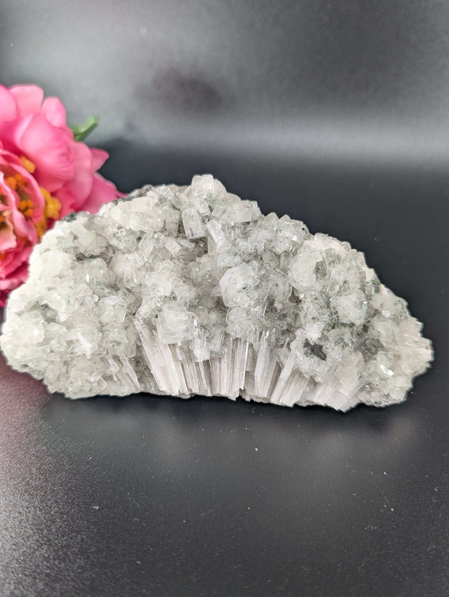 Green Apophylite Stillbite - 346g - Positive Faith Hope Love