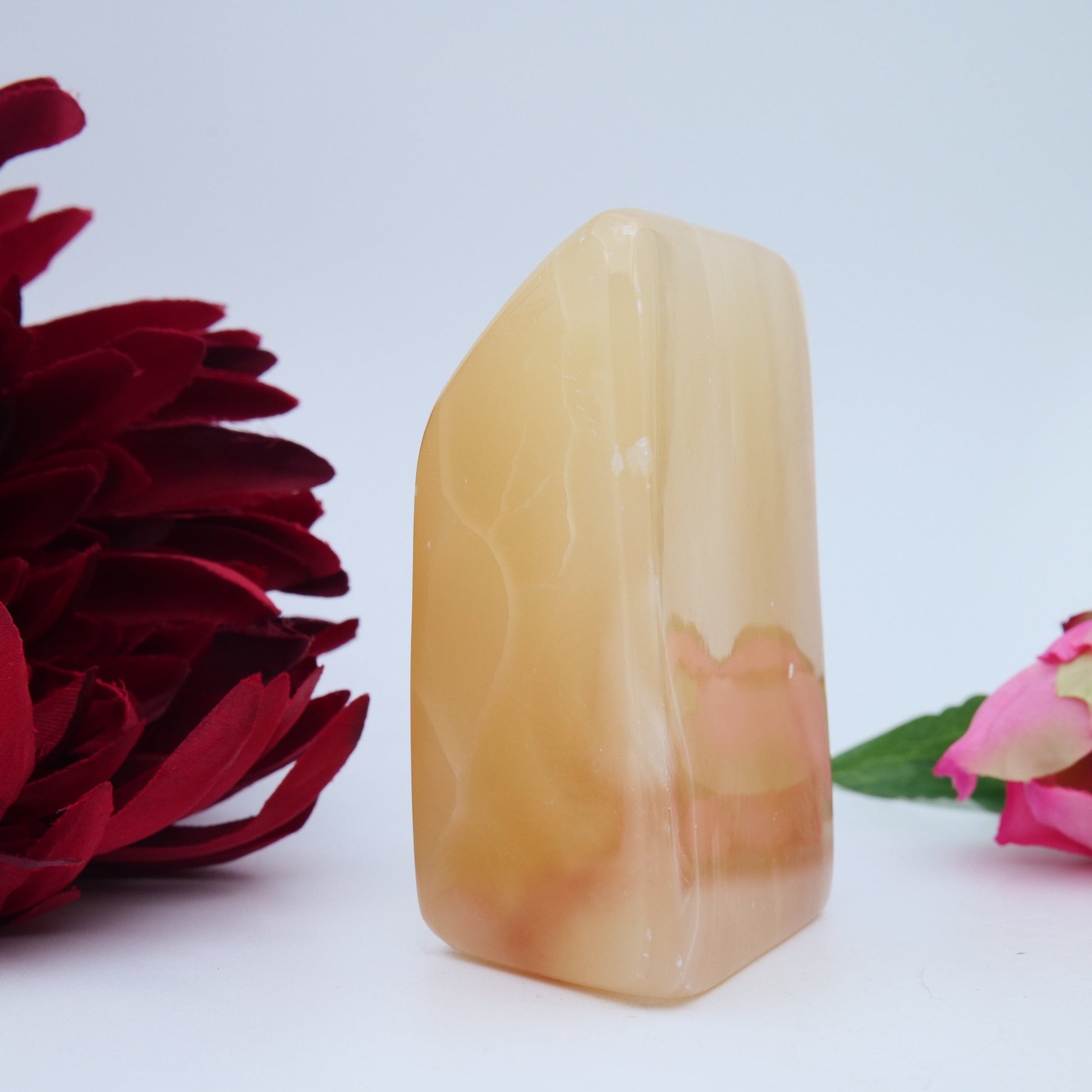 Honey Calcite — 304 g - Positive Faith Hope Love