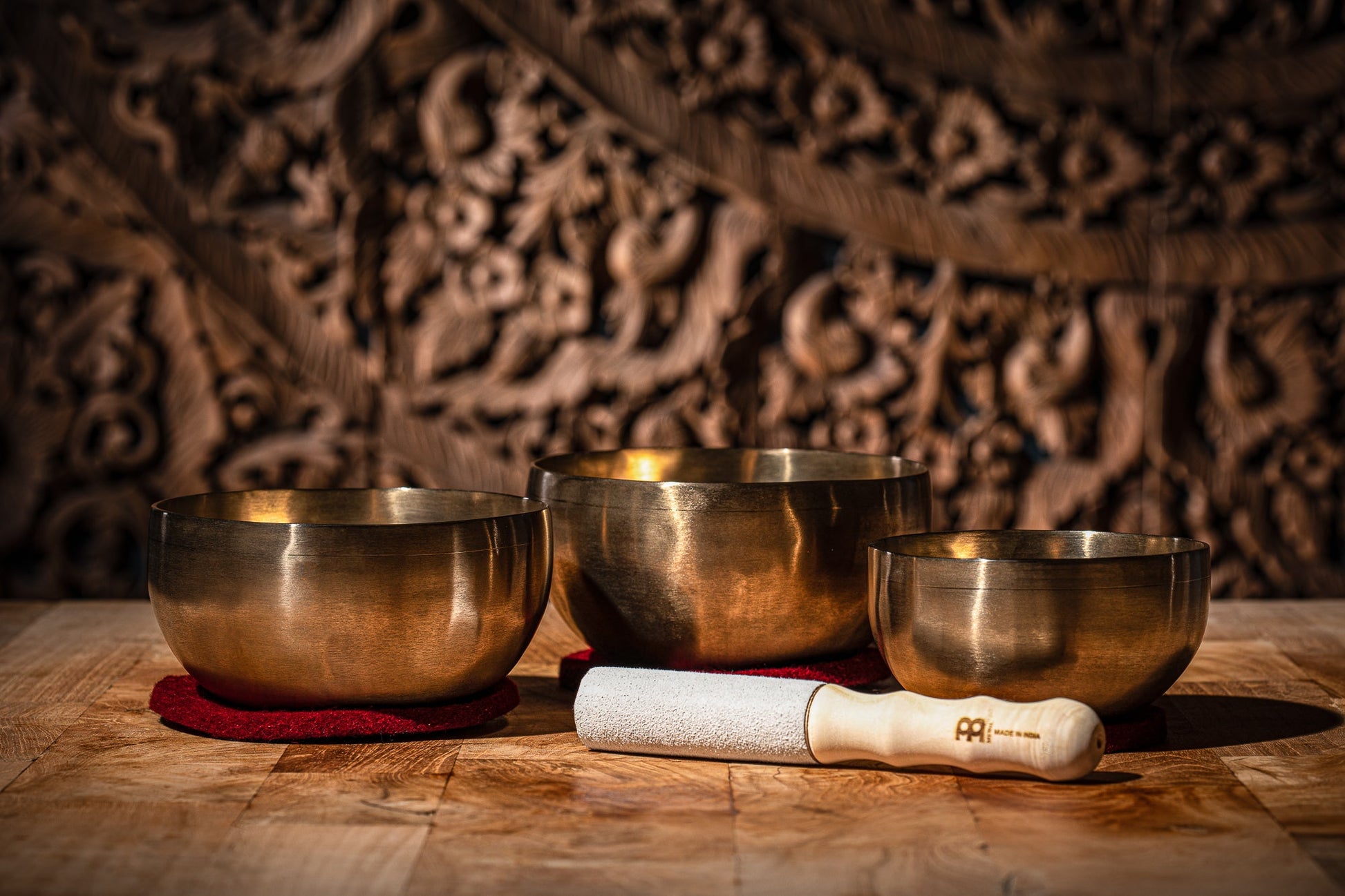MEINL Universal Series Singing Bowl Set – 4 Piece (500–750 g + Mallet) - Positive Faith Hope Love