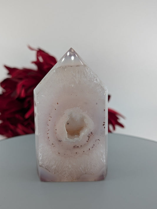 Natural Agate Polished Point 212g 90mm - Positive Faith Hope Love