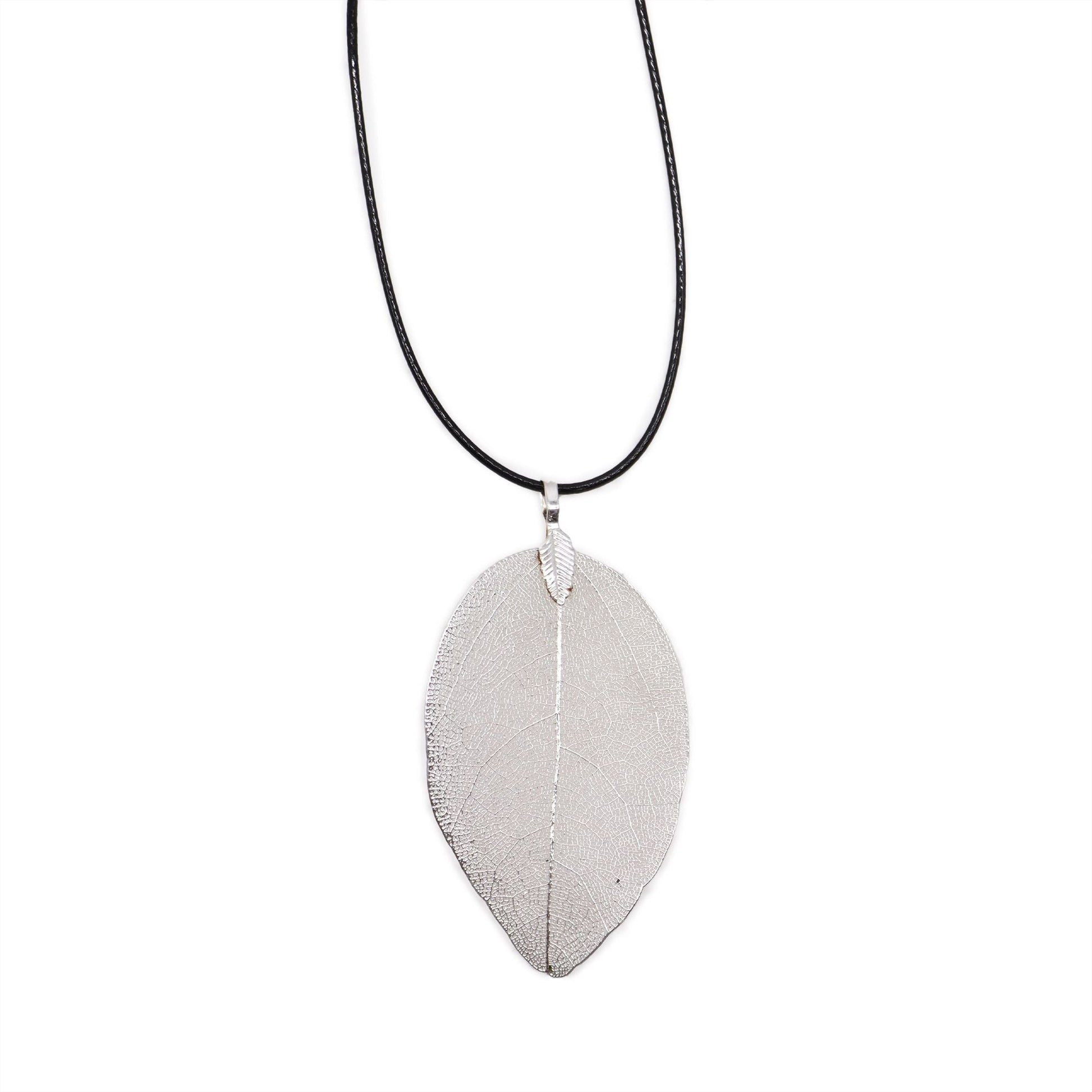 Polished Necklace Bravery Leaf Silver featuring natural patterning and unique variations - Positive Faith Hope Love