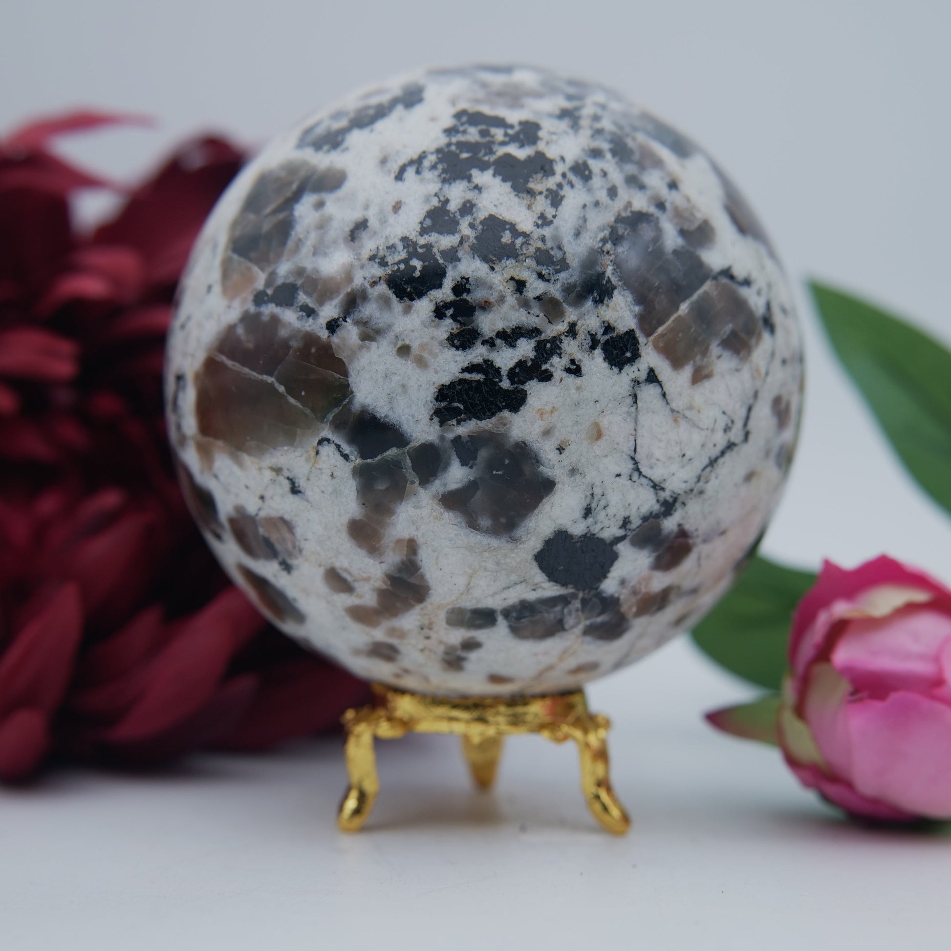 Polarity Moonstone Sphere — 1015 g (90 mm) - Positive Faith Hope Love