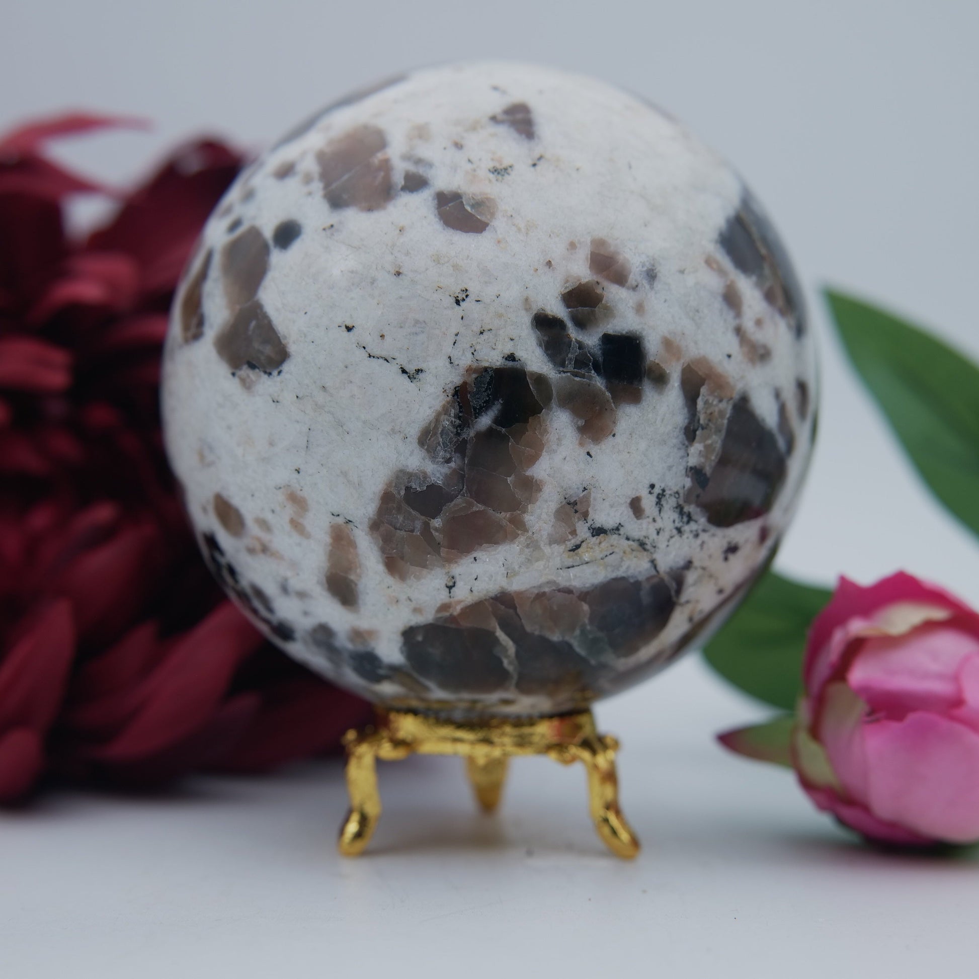 Polarity Moonstone Sphere — 1015 g (90 mm) - Positive Faith Hope Love