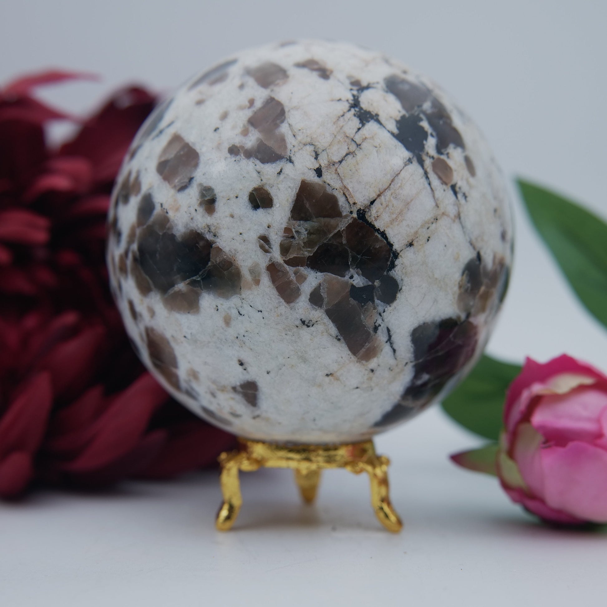 Polarity Moonstone Sphere — 1015 g (90 mm) - Positive Faith Hope Love