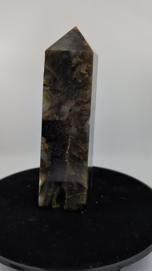 Labradorite Tower 914g