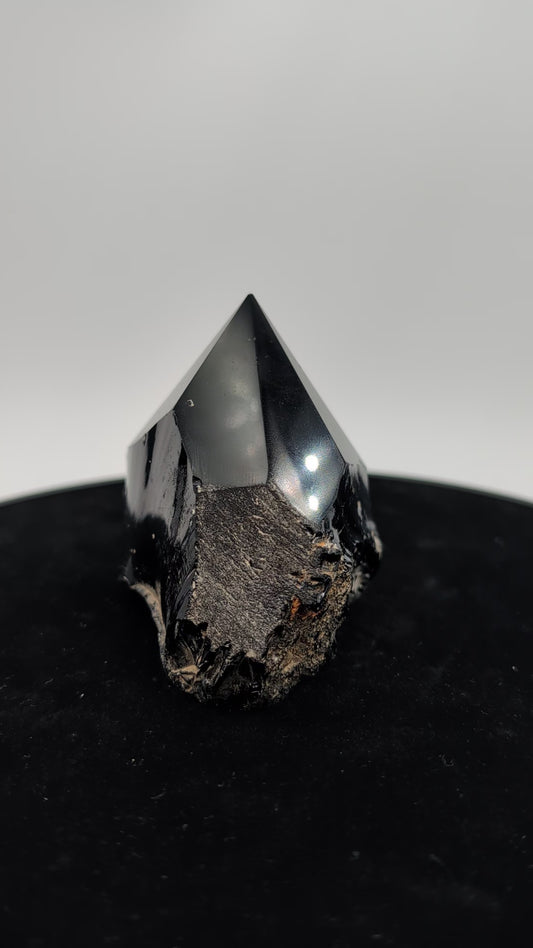 Black Obsidian Natural Point 190g