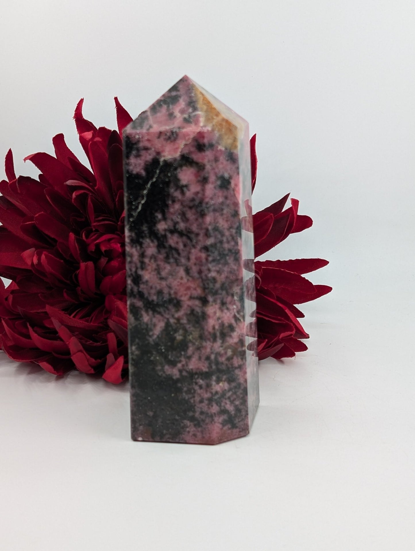 Rhodonite Tower 850g - Positive Faith Hope Love