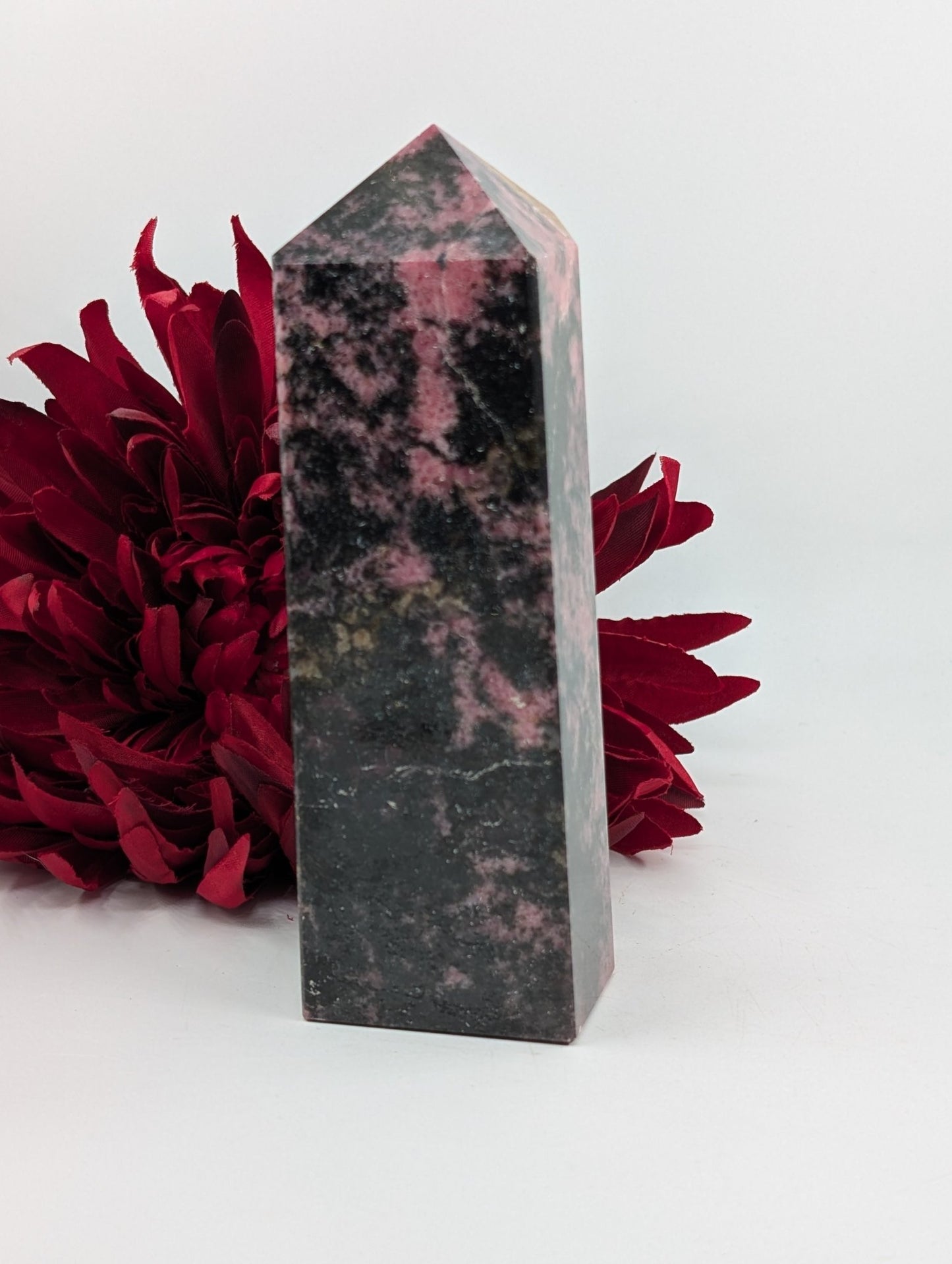 Rhodonite Tower 850g - Positive Faith Hope Love