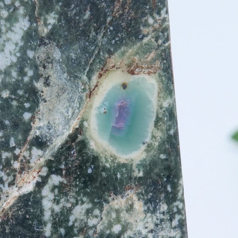 Ruby Corundum Freeform — 99 g - Positive Faith Hope Love