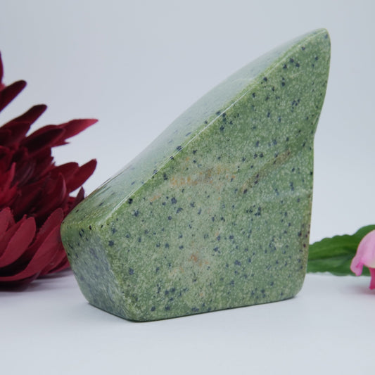 Serpentine Freeform — Pakistan, 673g - Positive Faith Hope Love