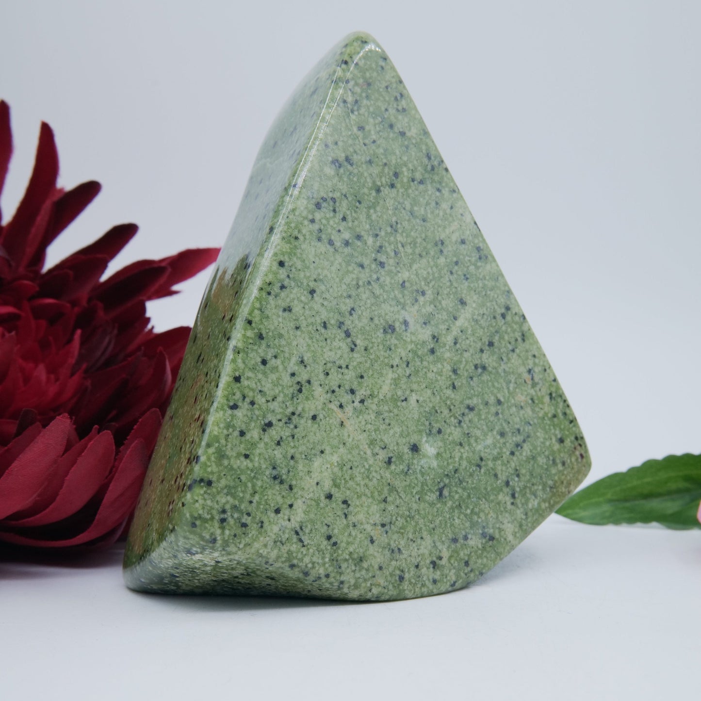 Serpentine Freeform — Pakistan, 769 g - Positive Faith Hope Love