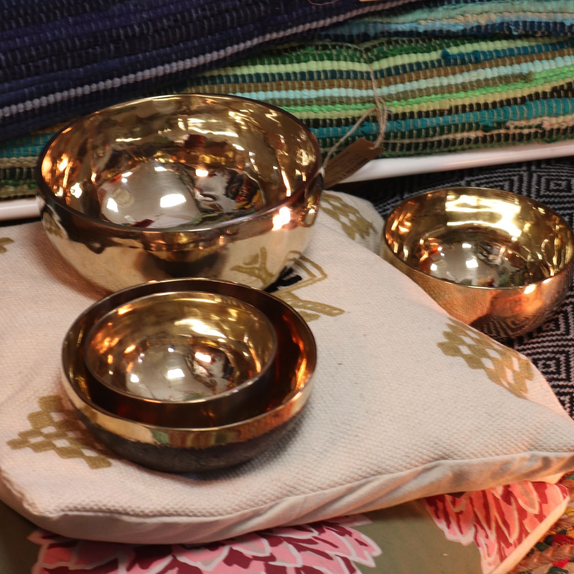 Polished Small Shining Bell-Metal Handmade Singing Bowl (approx 550g) -13cm featuring natural patterning and unique variations - Positive Faith Hope Love