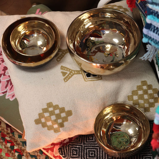 Polished Small Shining Bell Metal Handmade Singing Bowl Approx 550G 13Cm 3 featuring natural patterning and unique variations - Positive Faith Hope Love