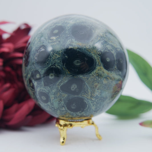 Stromatolite / Kambaba Jasper Sphere — 1110g (94mm) - Positive Faith Hope Love