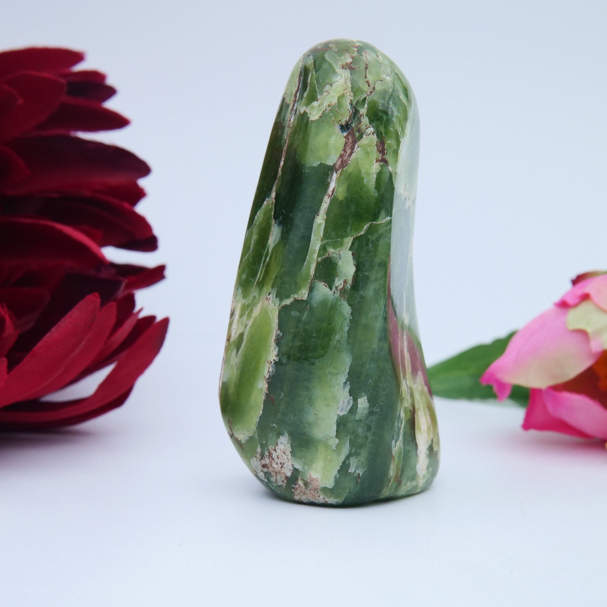 Tremolite Freeform — 137 g - Positive Faith Hope Love