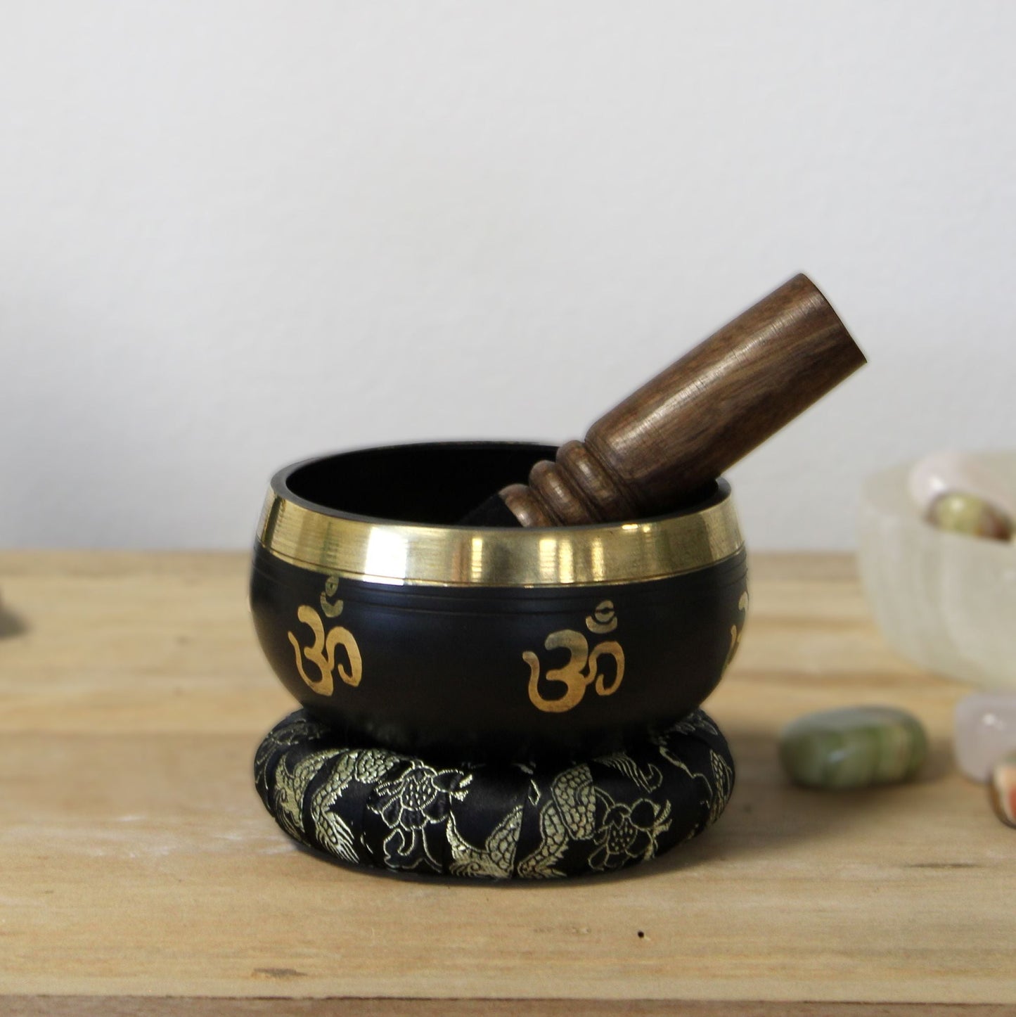Polished Yoga Om Singing Bowl Set featuring natural patterning and unique variations - Positive Faith Hope Love
